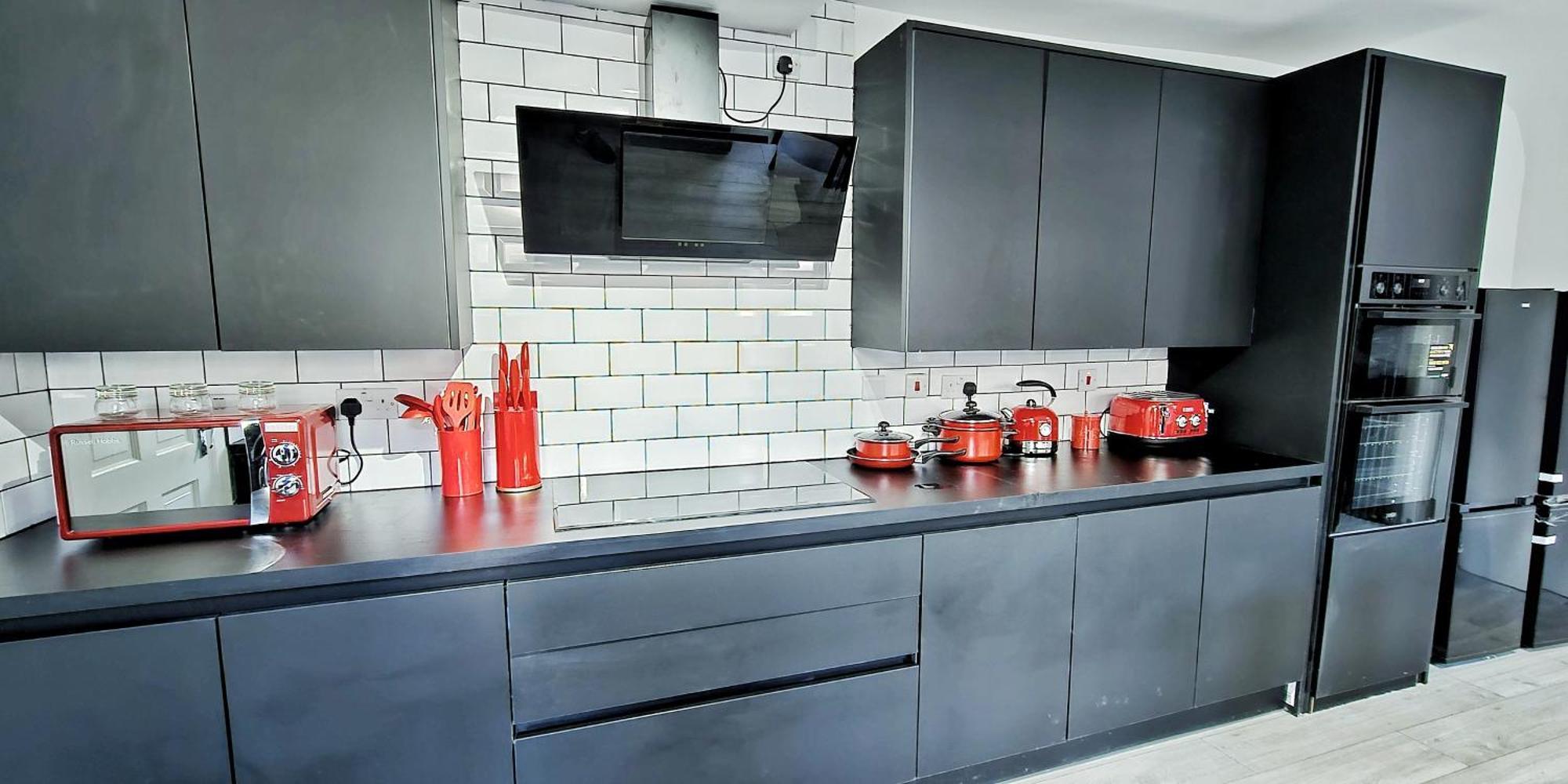 Вилла Stratford City - Luxe House With Garden Лондон Экстерьер фото